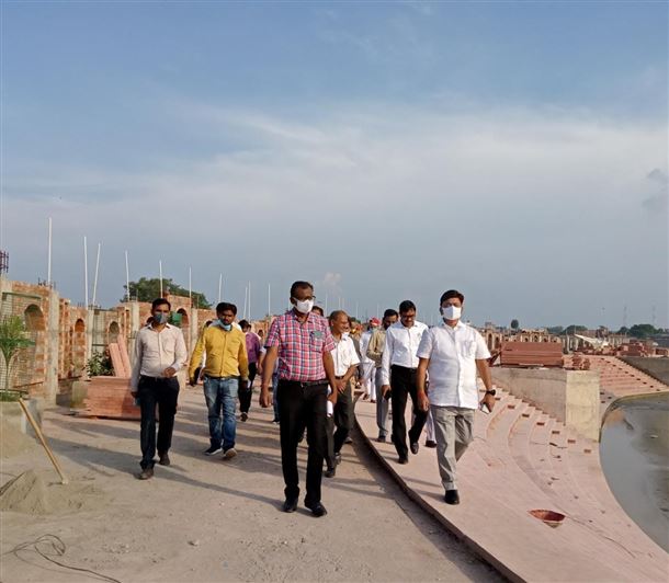 Inspection done by Hon&apos;ble Principal Secretary / Nodal Officer of the district, Shri Jitendra Kumar ji./मा0 प्रमुख सचिव महोदय/जनपद के नोडल अधिकारी श्री जितेन्द्र कुमार जी द्वारा किया गया निरीक्षण