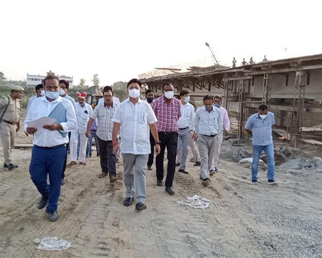 Inspection done by Hon&apos;ble Principal Secretary / Nodal Officer of the district, Shri Jitendra Kumar ji./मा0 प्रमुख सचिव महोदय/जनपद के नोडल अधिकारी श्री जितेन्द्र कुमार जी द्वारा किया गया निरीक्षण