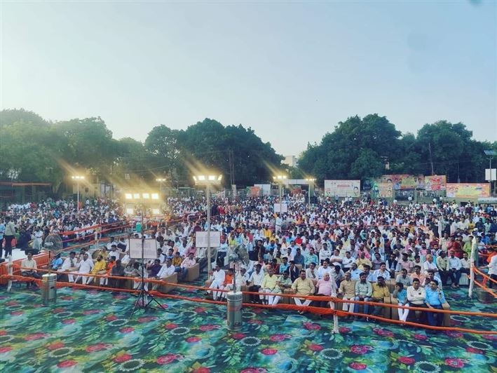 Swearing-in ceremony of the newly-elected Mayor of Municipal Corporation Shahjahanpur, Smt. Archana Verma and all the newly-elected Parshads of the Municipal Corporation./नगर निगम शाहजहाँपुर की नव-निर्वाचित मा0 महापौर श्रीमती अर्चना वर्मा जी एवं नगर निगम के नव-निर्वाचित समस्त मा0 पार्षदों का शपथ ग्रहण समारोह।